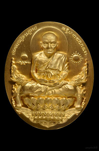 หลวงปู่ทวด(พิมพ์รูปไข่)ชุดทองคำ NO.107 รุ่น1 พุทธอุทยานมหาราช 